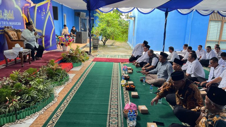 Disperkim Kukar Menghadiri Agenda Halal Bi Halal PERUMDA Tirta Mahakam 1