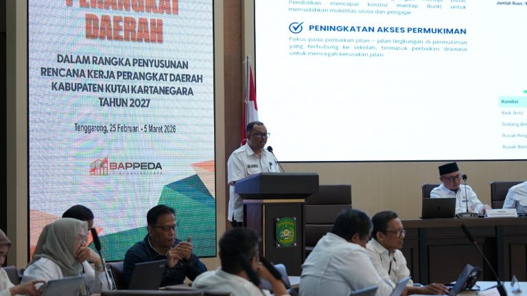 Disperkim Kukar Perkuat Infrastruktur Pendidikan, Targetkan Jalan Mantap 2027